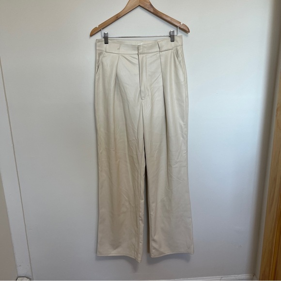Mother High Waisted Egret Tunnel Vision Pleated Prep Faux Leather Pants 29 FLAW - Picture 2 of 9